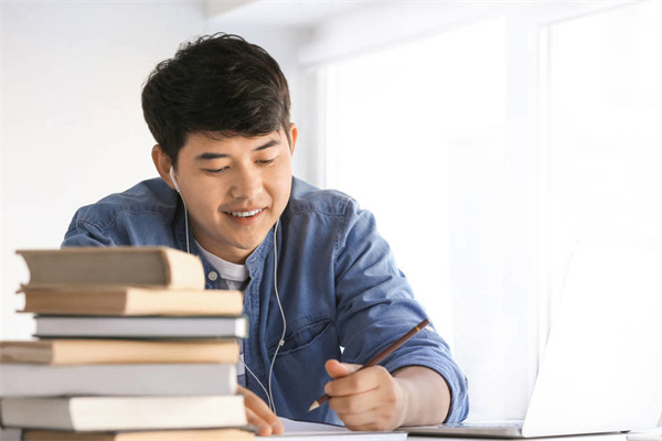 2025年株洲中考录取线300分以下的中专学校