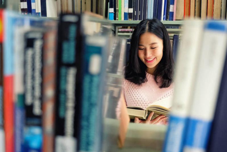 慈利县教师进修学校的就业情况及招生人数