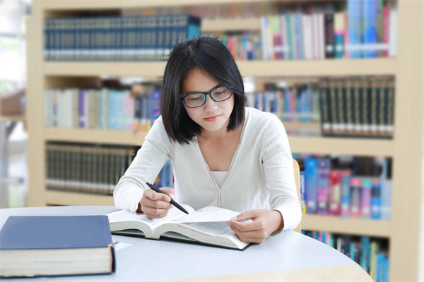 湘西州经济贸易学校的学校位置及联系方式